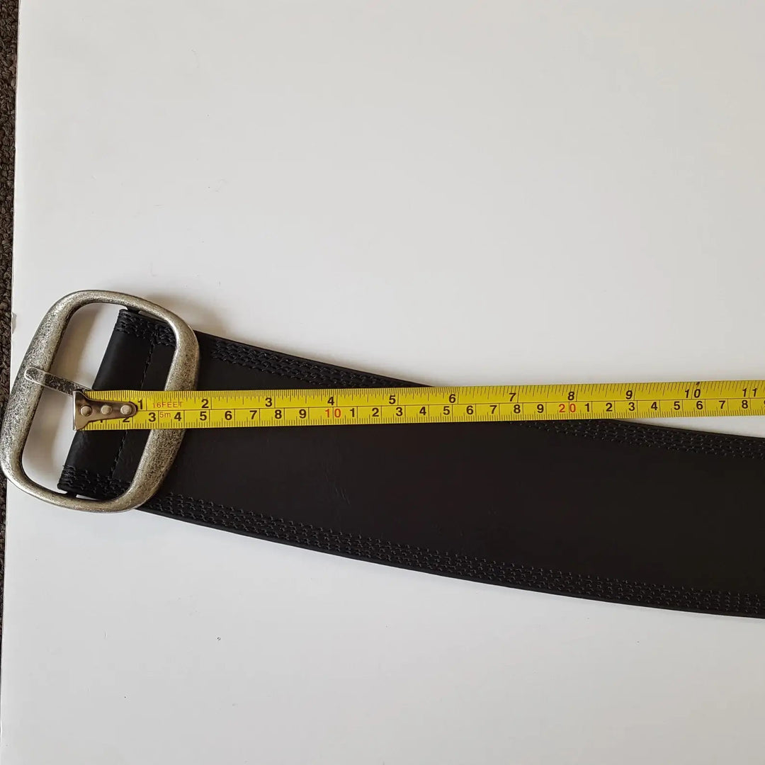 BeltBlack Wide Width Contour Waist Belt